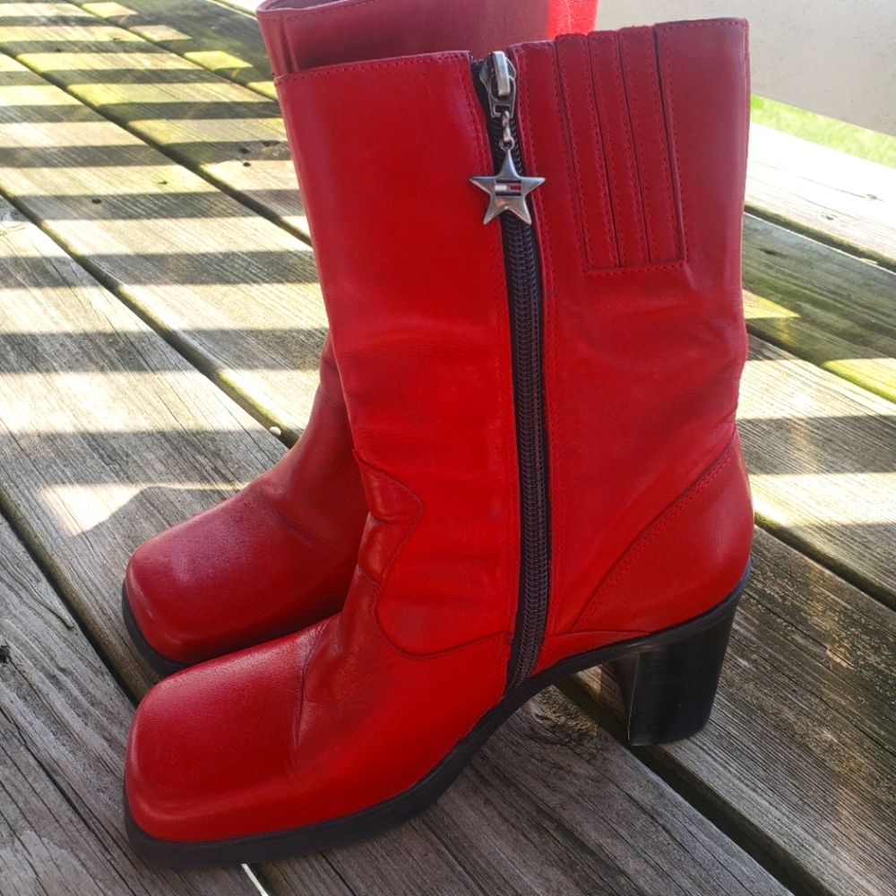 Vintage 90s Tommy Hilfiger Red Boots (6)